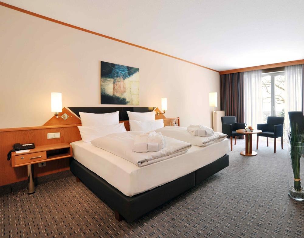 Parkhotel Berghoelzchen 힐데스하임 객실 사진
