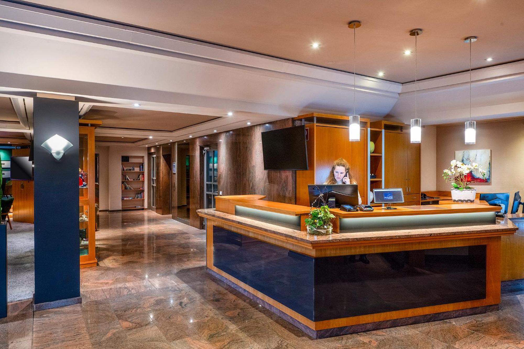 Parkhotel Berghoelzchen 힐데스하임 외부 사진